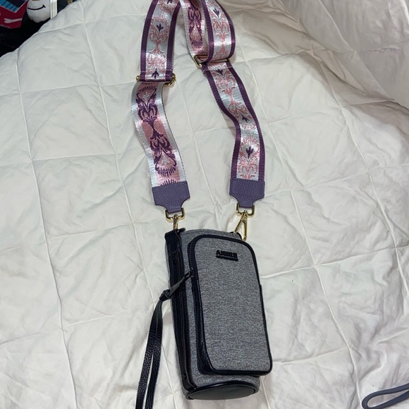 Nwot Aimee Kestenberg heathered On Top Of The World Water Bottle Crossbody B - Picture 2 of 12